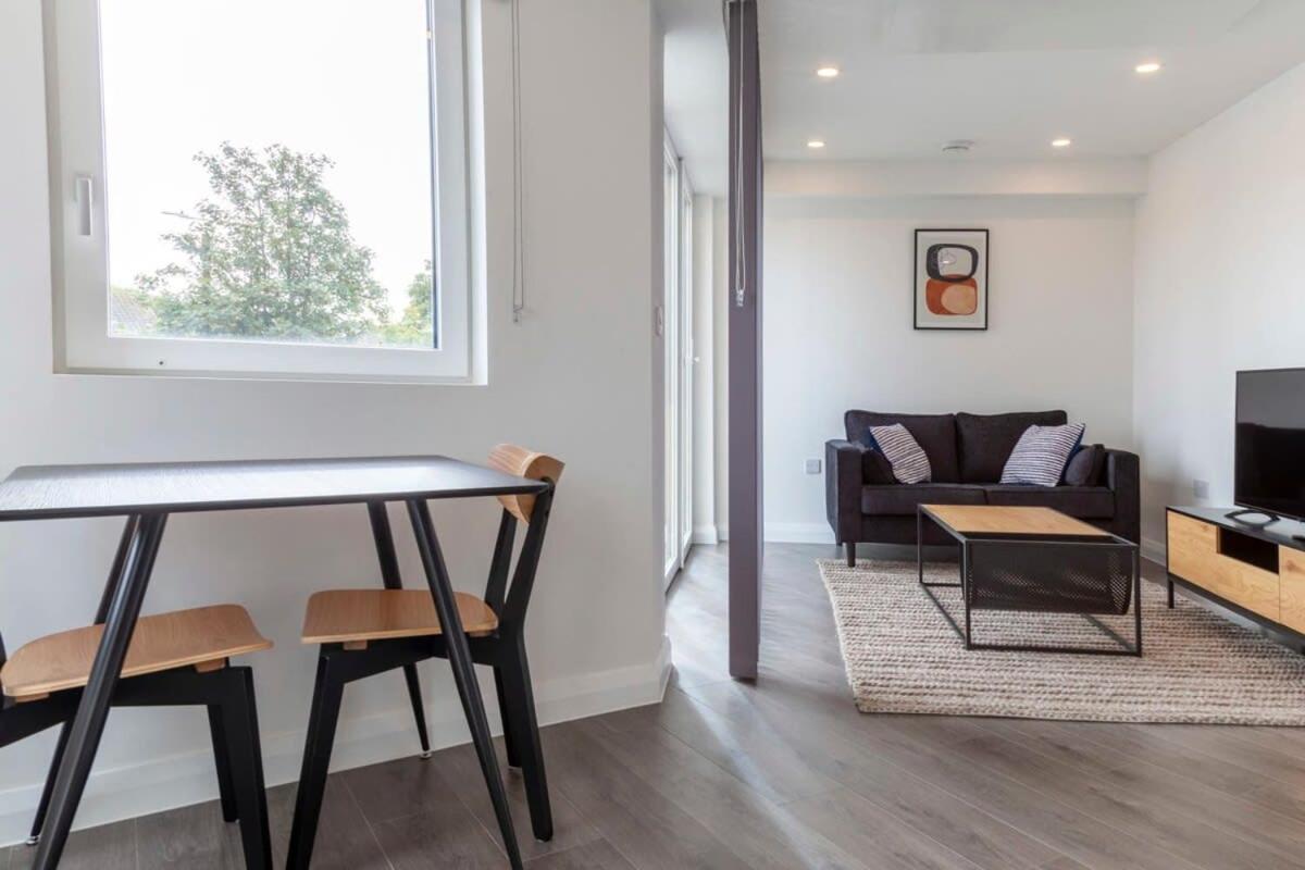 Lovely 1 Bedroom Apartment In Ashford Ashford  Extérieur photo